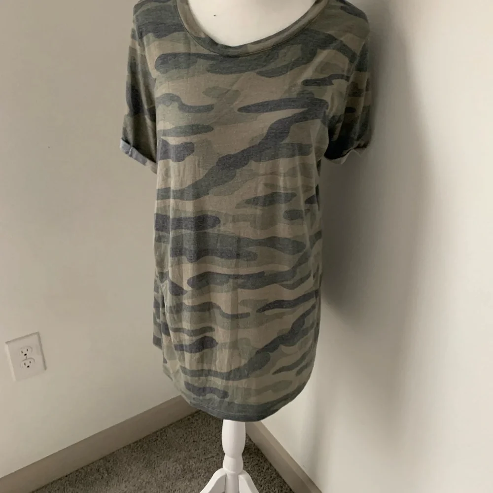 Torrid Camouflage Short Sleeve Tee - Picture 3 of 7